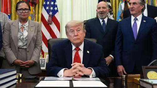 Ủy ban Thương mại Liên bang Hoa Kỳ dưới thời ông Trump và hiện tại: Đâu là sự khác biệt?