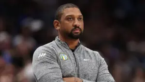 Huấn luyện viên WNBA chỉ trích nặng nề giải đấu sau pha bỏ bóng khó hiểu: ‘Đó đúng là một trò đùa’