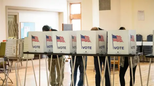 Cử tri gốc Do Thái ở Michigan đổi phe, đe dọa ứng viên Dân chủ