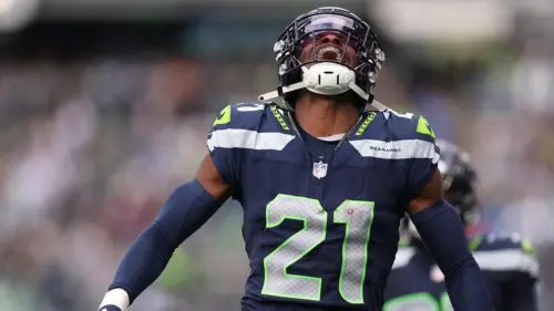 Seattle Seahawks thiết lập kỷ lục lương cho Devon Witherspoon
