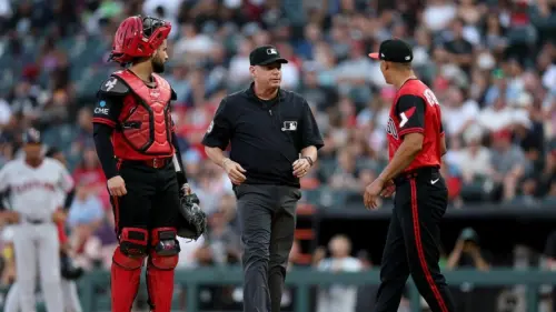 Huấn luyện viên Chicago White Sox quên luật cơ bản, đội bóng trả giá đắt