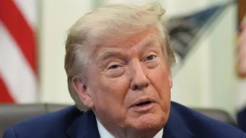 Nỗ lực mới của Tổng Thống Donald Trump nhằm hạn chế quyền công dân theo nơi sinh