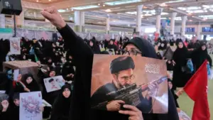 Lãnh đạo Iran đoàn kết về chiến tranh nhưng chia rẽ mục tiêu cuối cùng