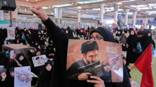 Lãnh đạo Iran đoàn kết về chiến tranh nhưng chia rẽ mục tiêu cuối cùng