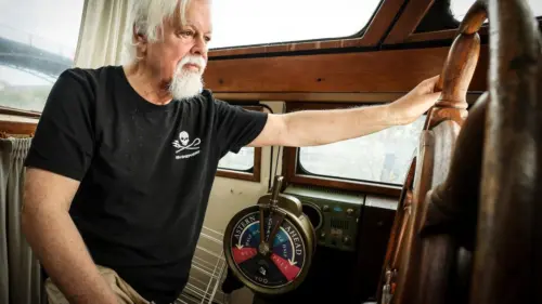 Hải quân Iceland tịch thu tàu của Paul Watson Foundation, bắt giữ thủy thủ đoàn