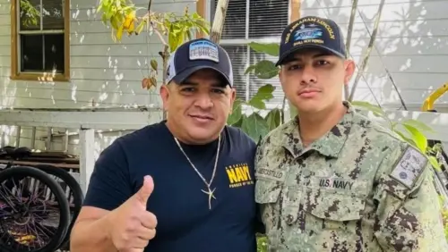 Cha của một quân nhân phục vụ trên USS Lincoln bị bắt giữ bởi cơ quan di trú