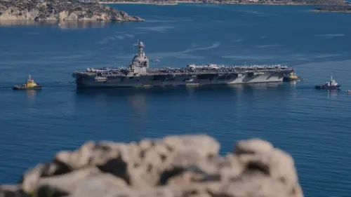 Hoa Kỳ rút tàu sân bay cuối cùng ở châu Á khi Tổng Thống Trump tập trung vào Iran và bán cầu Tây