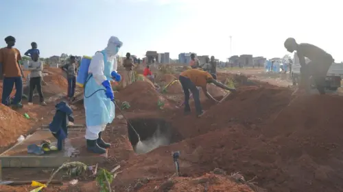 Dịch bệnh Ebola tại Congo trở thành tồi tệ nhất với hơn 2.300 người tử vong