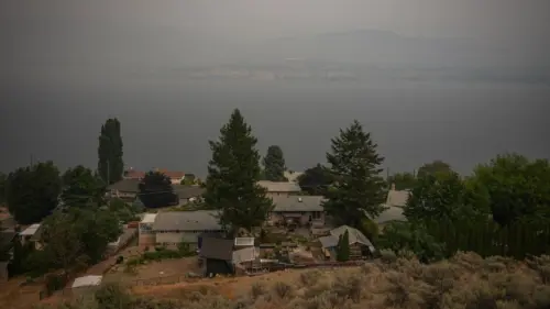 Quân Đội Canada Sẵn Sàng Ứng Phó Với Cháy Rừng Thảm Khốc Ở British Columbia