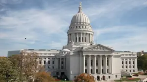 Kết Quả Sơ Bộ Tranh Cử Tại Wisconsin