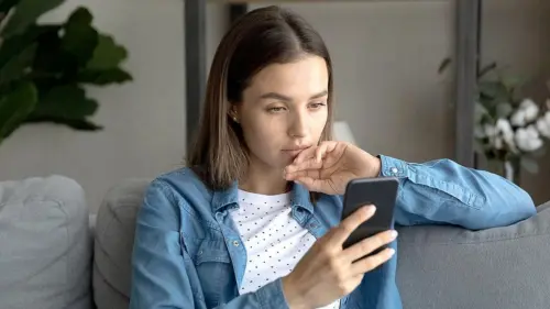 Nhóm chat gia đình là mỏ vàng cho kẻ lừa đảo