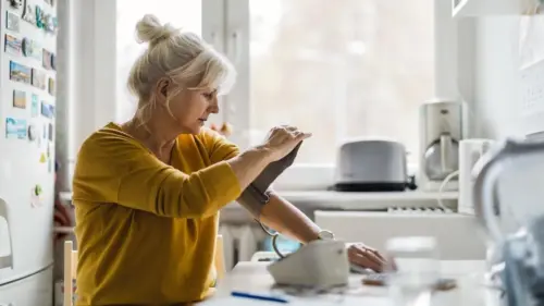 3 điều cần tránh khi trung niên giúp tăng 13 năm sống không sa sút trí tuệ, nghiên cứu cho biết