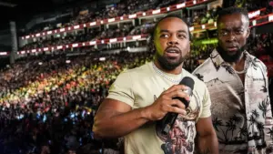 Kofi và Austin Creed ra mắt AEW, cùng Swerve Strickland đoạt đai vô địch đồng đội tại All In