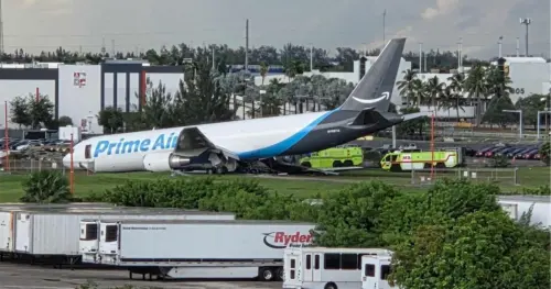 Một xe bị máy bay chở hàng Amazon đâm ở Miami có 7 người trên khoang, giới chức NTSB cho biết