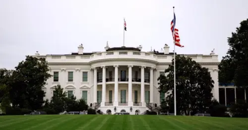 Ba hãng truyền thông kiện chính quyền Tổng thống Donald Trump vì cấm đưa tin Nhà Trắng