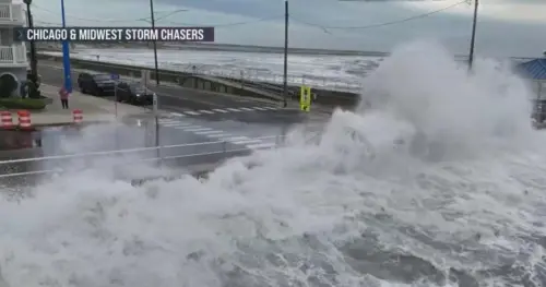 Tình trạng khẩn cấp khi cơn bão Nor’easter mạnh ập đến