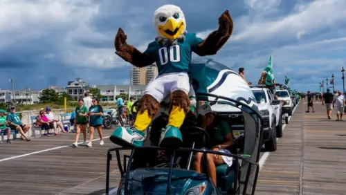 Ocean City, New Jersey: Lời Tạm Biệt Mùa Hè Với Lễ Diễu Hành Eagles Trên Bờ Biển