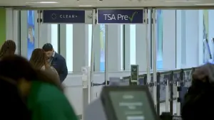 TSA triển khai chương trình cho phép người không có vé máy bay qua cửa an ninh