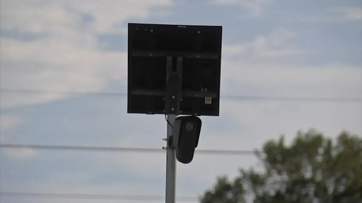 Hội đồng Thành phố Manvel Quyết định Ngừng Sử dụng Camera Flock