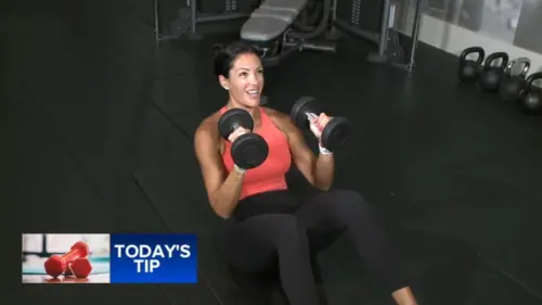 Bài tập thể dục tại nhà: Sit-up với động tác đẩy vai