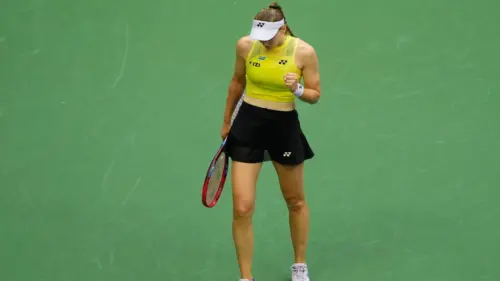 Elena Rybakina Vô Địch US Open, Đánh Bại Aryna Sabalenka Sau 3 Set