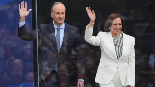 Nhân viên an ninh ngăn chặn kẻ xâm nhập tại nhà của cựu Phó Tổng thống Kamala Harris