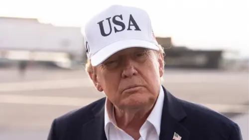 Tổng Thống Trump Khẳng Định Không Hạ Thấp Rủi Ro AI, Nói Có “Âm Mưu Độc Ác” Chống Lại Trung Tâm Dữ Liệu