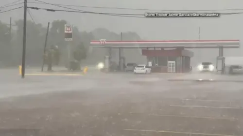 Các khu vực phía Đông Nam Texas báo cáo nước đổi màu do mưa lớn từ Bão nhiệt đới Edouard