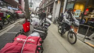 DoorDash Thỏa Thuận Bồi Thường 131.5 Triệu Đô Tại New York