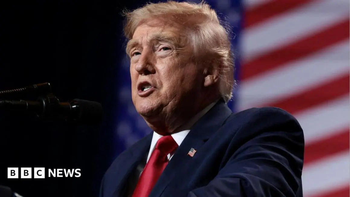 Bình luận của Tổng Thống Donald Trump về một Ireland thống nhất có thể nhắm đến đối tượng bên kia Đại Tây Dương