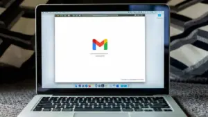 Thay Đổi Mới Của Gmail Sẽ Mở Cửa Cho Email Chính Trị