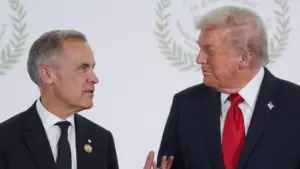 Tổng thống Donald Trump leo thang chiến tranh thương mại với Canada, cấm nhập một số xe hơi, sản phẩm sữa và rượu