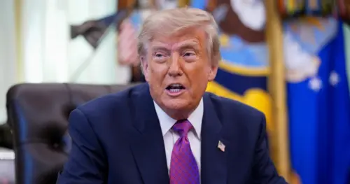 Tổng Thống Trump yêu cầu cấm máy bay Bombardier, gặp phản ứng từ nghị sĩ Cộng hòa