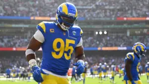 Huấn luyện viên Sean McVay: Trận gặp 49ers đã cho thấy Myles Garrett cần phẫu thuật đầu gối
