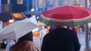 New York City Cảnh Báo Ngập Lụt Tiềm Ẩn Khi Giông Tố Phát Triển Dọc Bờ Đông