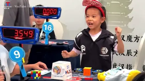 Cô bé 6 tuổi lập kỷ lục thế giới về giải Rubik