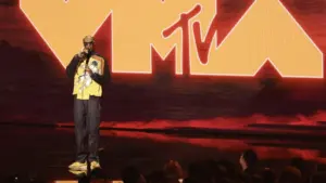 Điểm nhấn MTV VMAs 2026: Madonna tái xuất, Taylor Swift lập kỷ lục và tưởng nhớ Dolly Parton