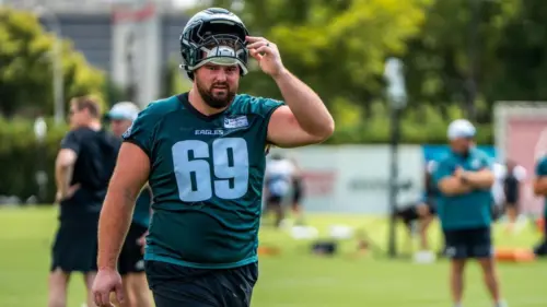 Philadelphia Eagles Đưa Guard Landon Dickerson Vào Danh Sách Chấn Thương
