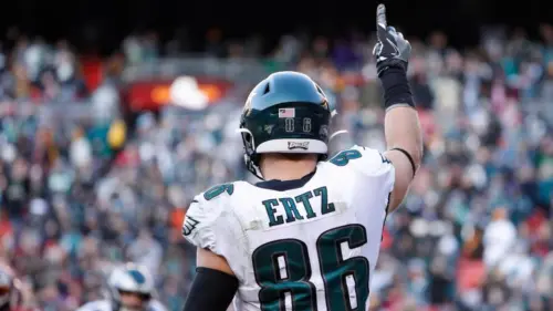 Eagles Chiêu Mộ Zach Ertz Trở Lại Sau Chấn Thương Dallas Goedert