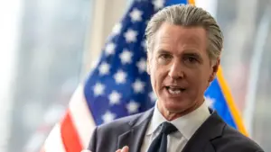 Thống đốc Newsom đối thoại với lãnh đạo thế giới về biến đổi khí hậu, chỉ trích Tổng thống Donald Trump