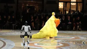 Vogue Đưa Robot Lên Sàn Diễn Thời Trang, Khán Giả Không Hài Lòng