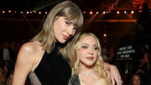 Những khoảnh khắc thú vị của Taylor Swift tại Lễ trao giải MTV VMAs 2026 mà fan có thể đã bỏ lỡ