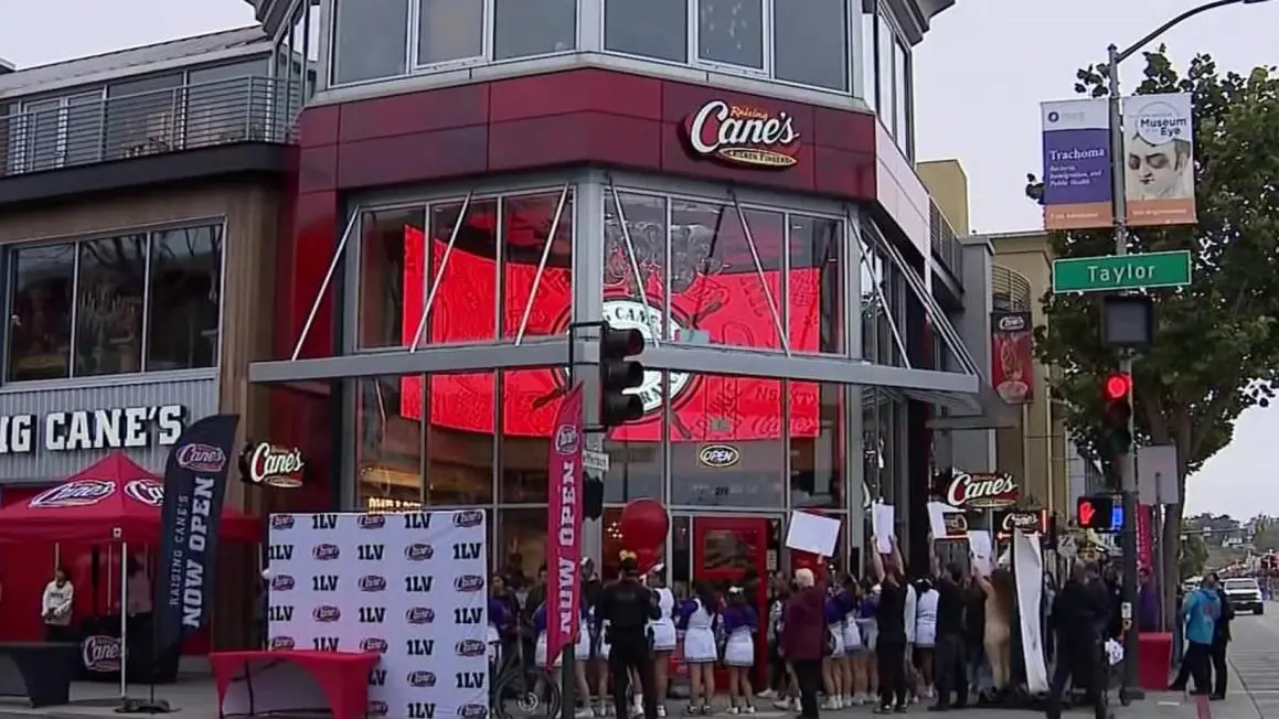 Nhà hàng Raising Cane&#8217;s đầu tiên tại San Francisco khai trương ở Fisherman&#8217;s Wharf