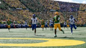Oregon Ducks Thắng Kịch Tính Trước Boise State Trong Trận Mở Màn Mùa Giải Bóng Đá College