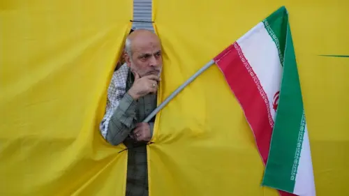 Iran: Eo biển Hormuz sẽ không mở cho đến khi điều kiện của Tehran được đáp ứng