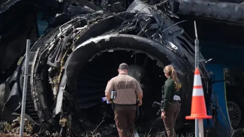 NTSB sẽ công bố dữ liệu hộp đen máy bay chở hàng Amazon rơi ở Miami