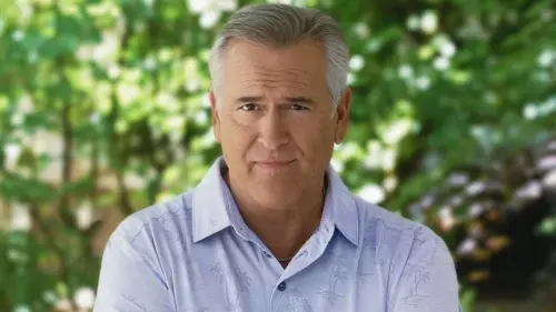 Bruce Campbell: Kinh nghiệm cay đắng với các hãng phim Hollywood