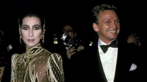 Bob Mackie, nhà thiết kế huyền thoại, qua đời ở tuổi 87