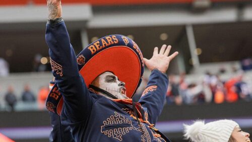Ban nhạc Mariachi hát Quốc ca tại trận Bears vs. Eagles gây tranh cãi phân biệt chủng tộc, Thượng Nghị sĩ Hoa Kỳ phản ứng