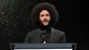 Colin Kaepernick cáo buộc NFL ‘cấu kết’ chống lại Macklemore giữa lùm xùm ‘Free Palestine’